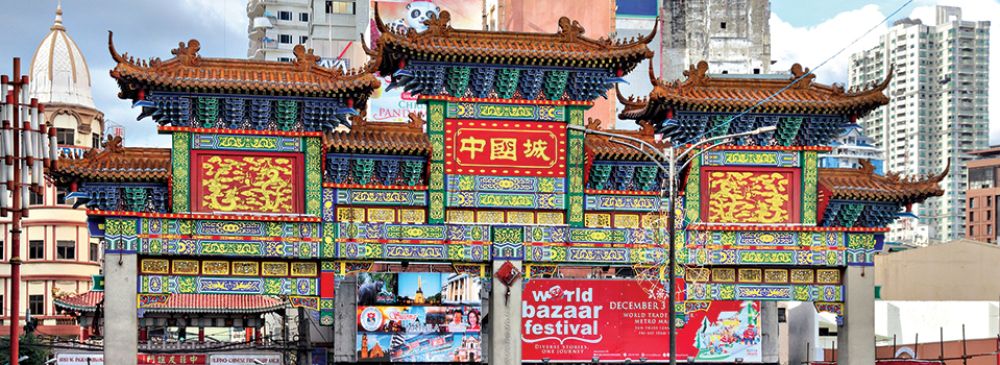 Vibrant street scene in Chinatown